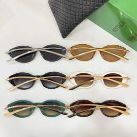 Picture of Bottega Veneta Sunglasses _SKUfw80050223fw